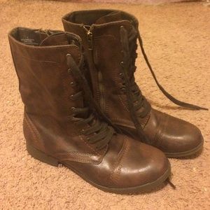Mossimo combat boots