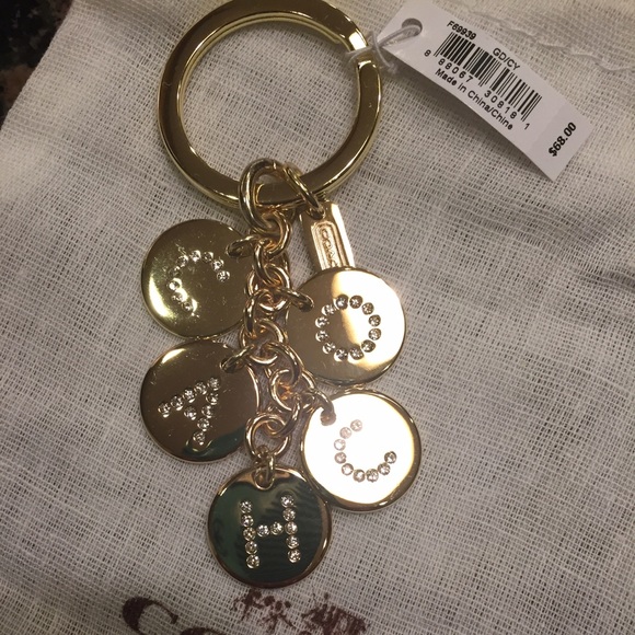 Bundled for Jasmin - Picture 2 of 4