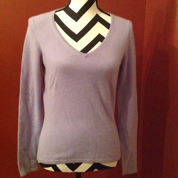 Ann Taylor 100% Cashmere Sweater