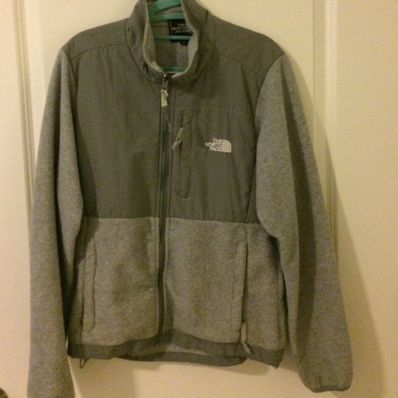 NORTH FACE GREY WOMANS FLEECE MEDIUM