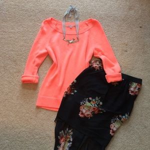 Gap Coral quarter length sleeves