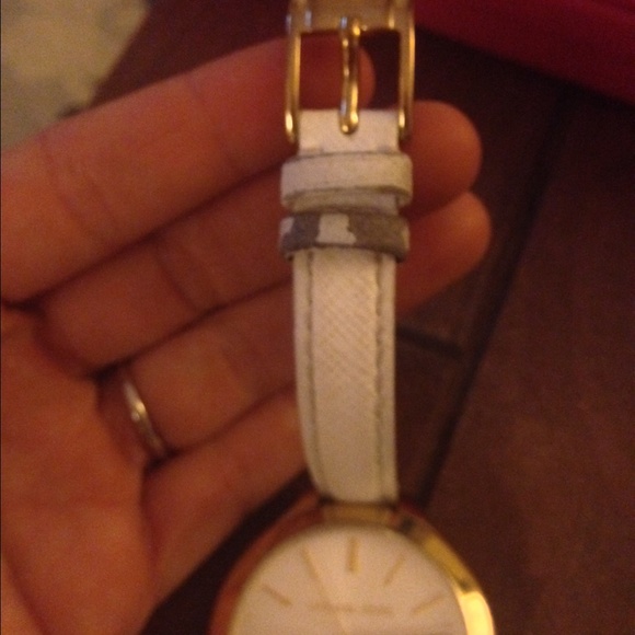 Beautiful. White/Gold. Michael Kors. Watch. - Picture 3 of 4