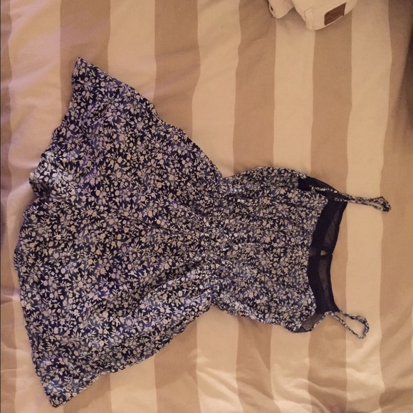 BUNDLE!! White AE Jeans; Blue & White Hollister.