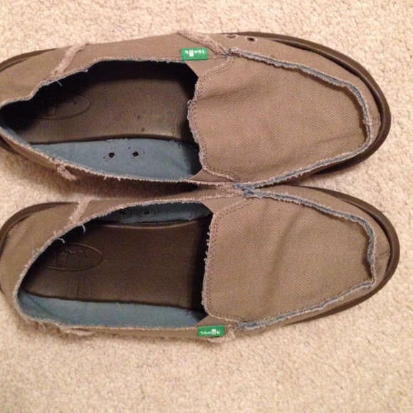 Sanuk Slip Ons