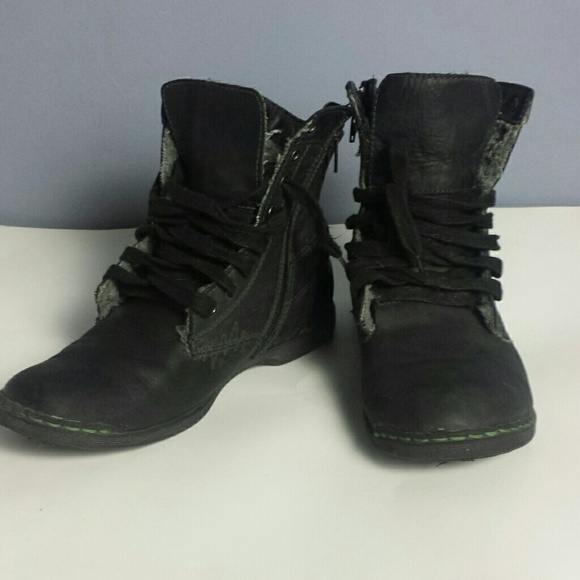 Steve Madden Boots