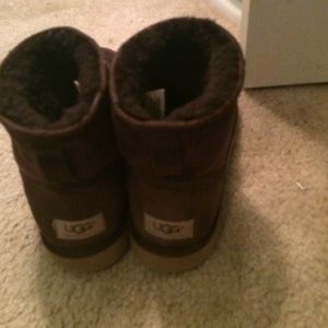 short chocolate uggs!!