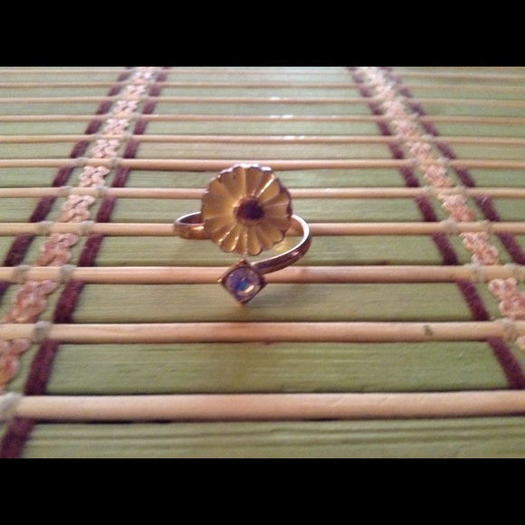 Sunflower Ring - Picture 2 of 2