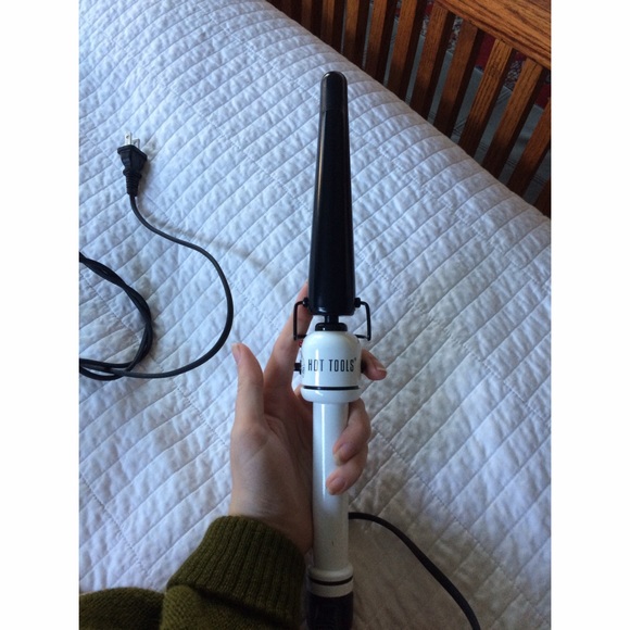 Hot Tools Wand Curling Iron