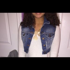 Short jean vest