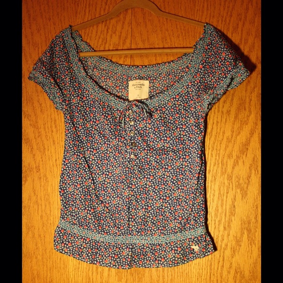 Off the shoulder blouse - Picture 1 of 1