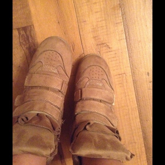 Tan wedge sneakers - Picture 2 of 3