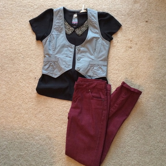 Aeropostal vest