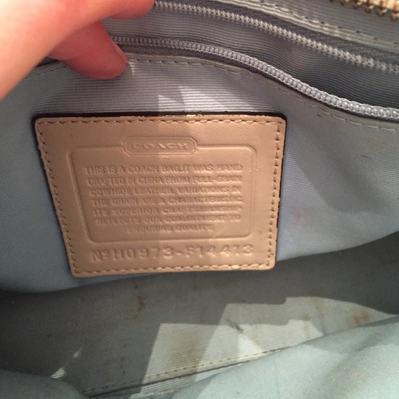 Authentic Coach purse - Picture 4 of 4