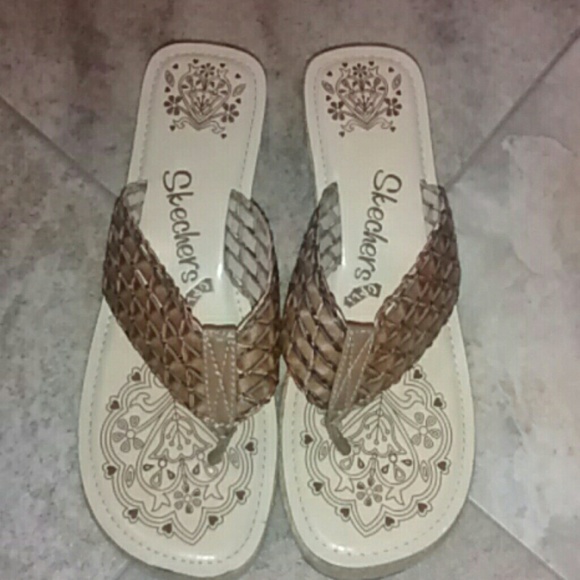 Sketchers sandals