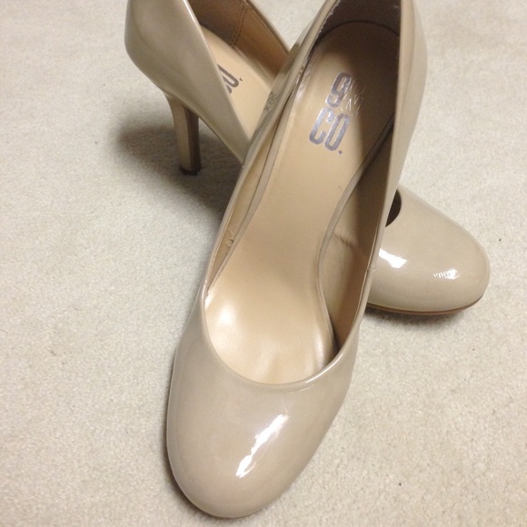 Shoes - 9&Co. Taupe Pumps.