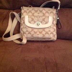 Coach Side  Pocketbook