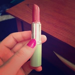 Clinique raspberry glacé lipstick!