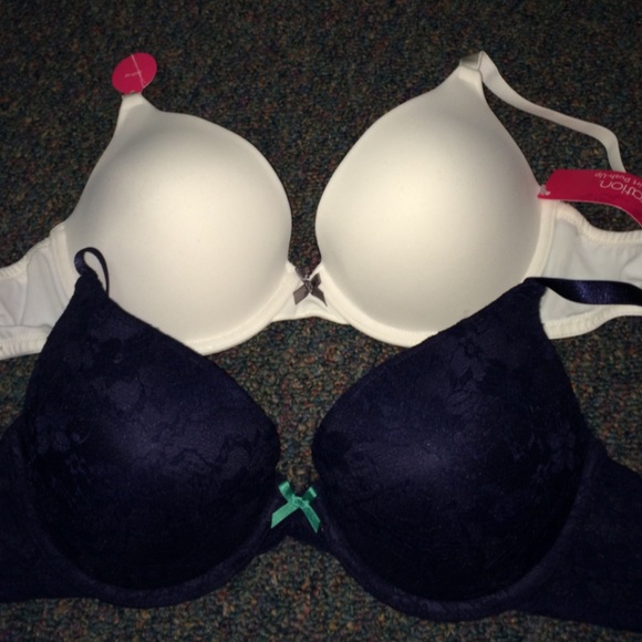 36C push up bra bundle never worn!