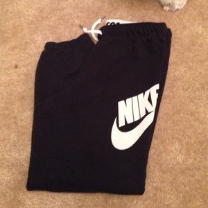 Nike Capri Sweats
