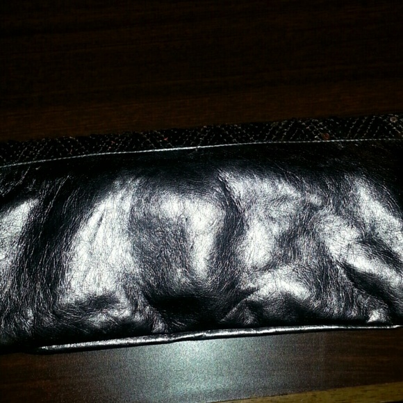 Wristlet - Picture 3 of 4