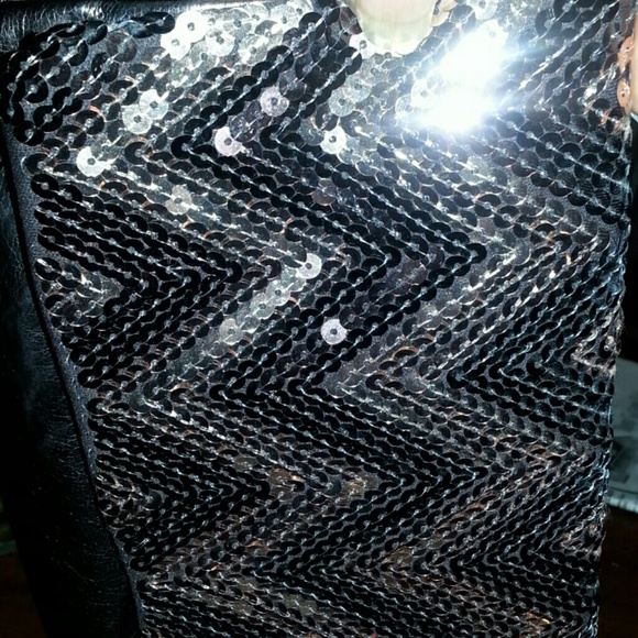 Wristlet - Picture 4 of 4
