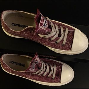 CONVERSE Chuck Taylor NWB