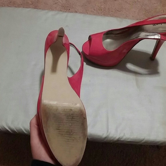 Heels - Picture 3 of 3