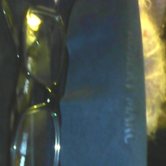 Glasses - Picture 2 of 2