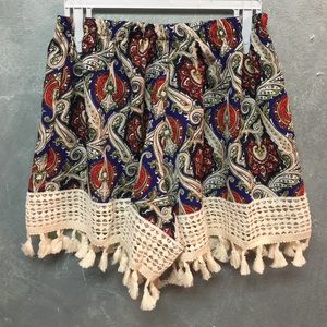 Boho shorts in blue size large