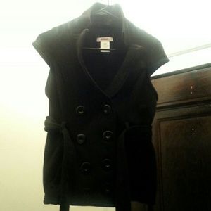 Short sleeved jacket