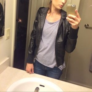 ❗️PRICE REDUCED❗️Hooded faux leather bomber jacket