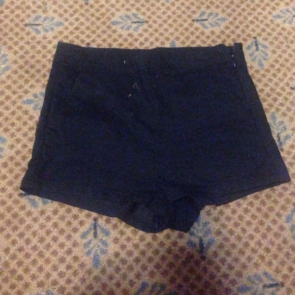 Black H&M shorts