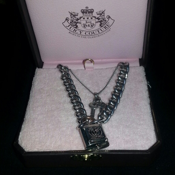 Juicy couture necklace