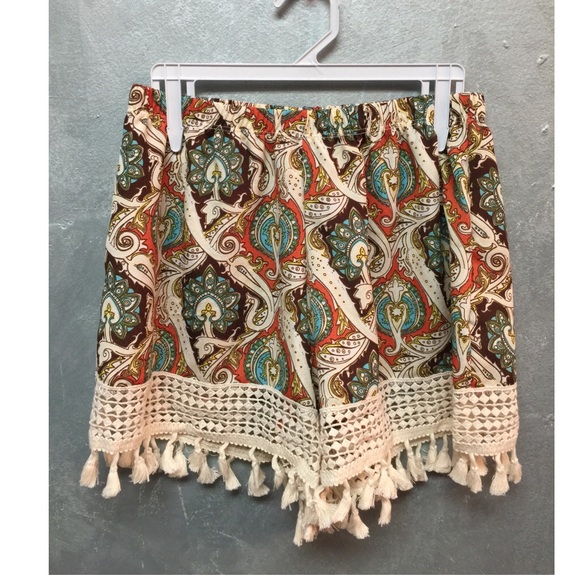Brown boho shorts in small