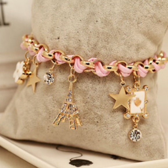 Charm bracelet