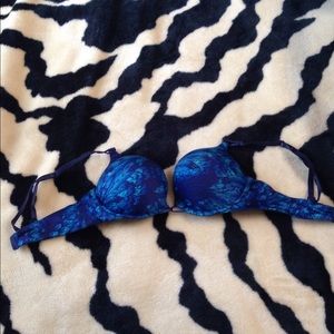 BUNDLE! Victoria's Secret bombshell bras
