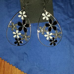Earings
