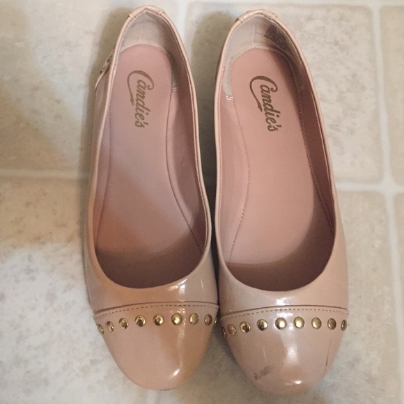 Nude flats