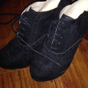 Forever 21 black lace up heels