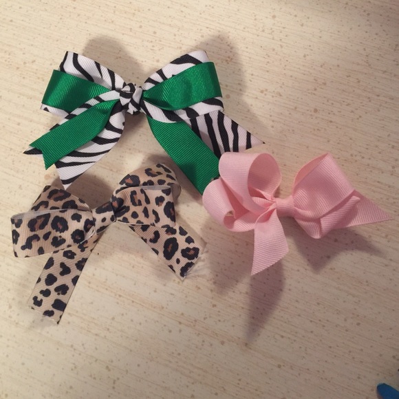 Bows - Picture 2 of 4