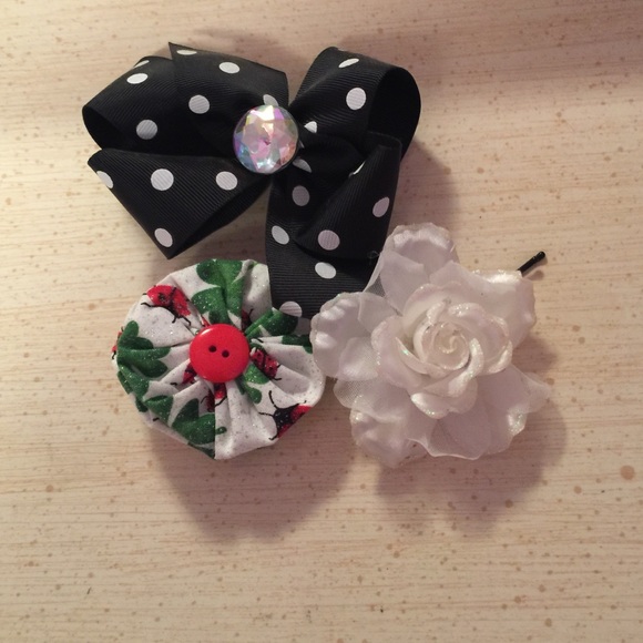 Bows - Picture 4 of 4