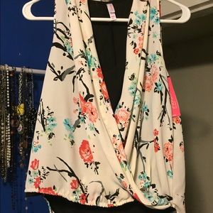 Floral tank