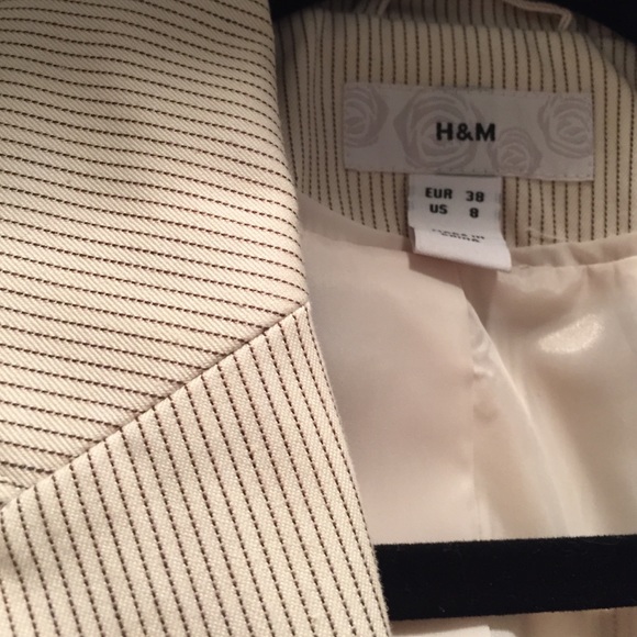 H&M blazer - Picture 2 of 3