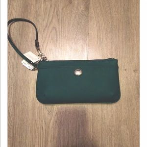 Nwt coach wristlet