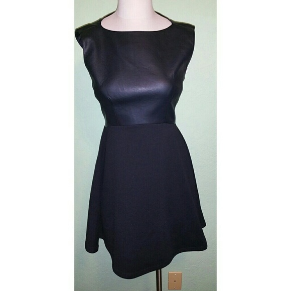 Sleeveless black leather top skater skirt dress - Picture 2 of 4