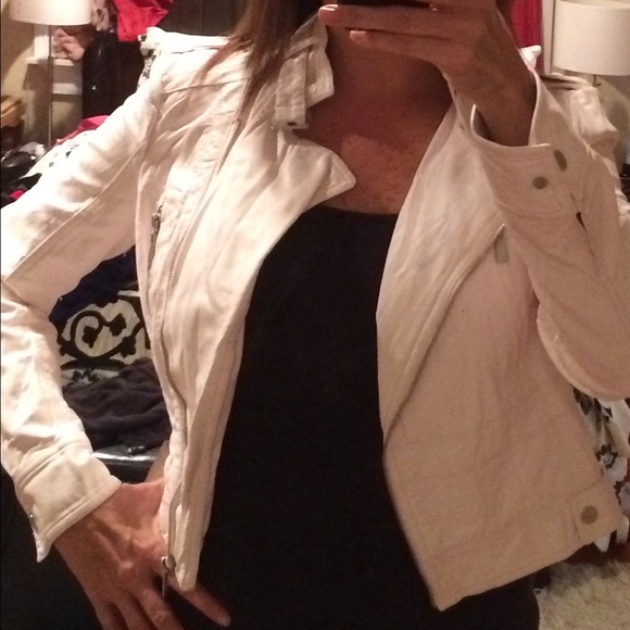 Nice almost brand new Bebe jacket fits medium siz