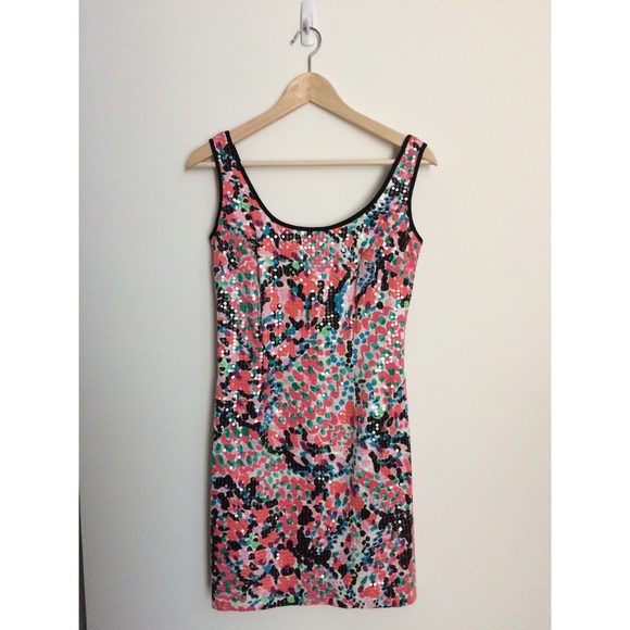 HP 🎉 Lilly Pulitzer sweet nothing sequin dress