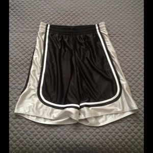 🚫SOLD @matsugirl🚫 Men's black basketball shorts