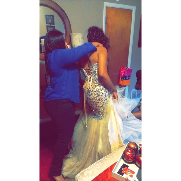 Dresses & Skirts - Prom Dress