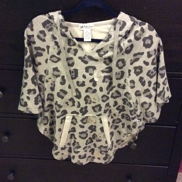 A gray cheetah printed Poncho shirt
